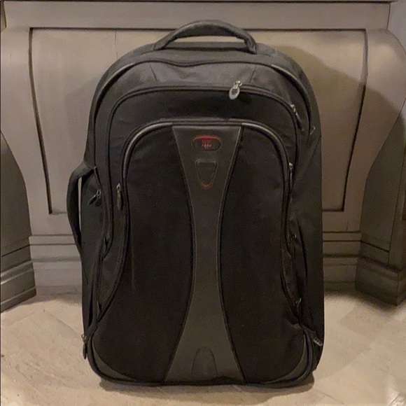 tumi t tech suitcase